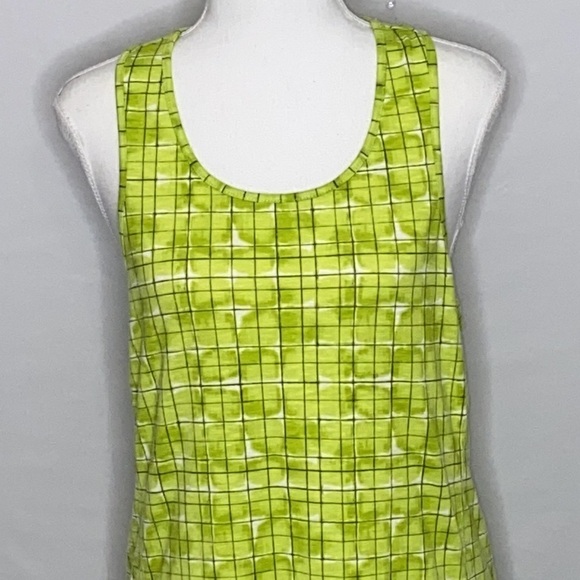 Title Nine Matahari Tank Top Green Shibori Blocks - Picture 2 of 5
